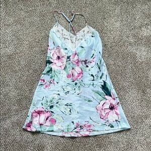 Floral Lace Trim Sleepwear with matching robe